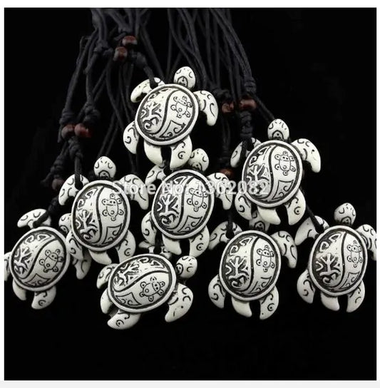 Adjustable Sea Turtle Pendant Necklaces